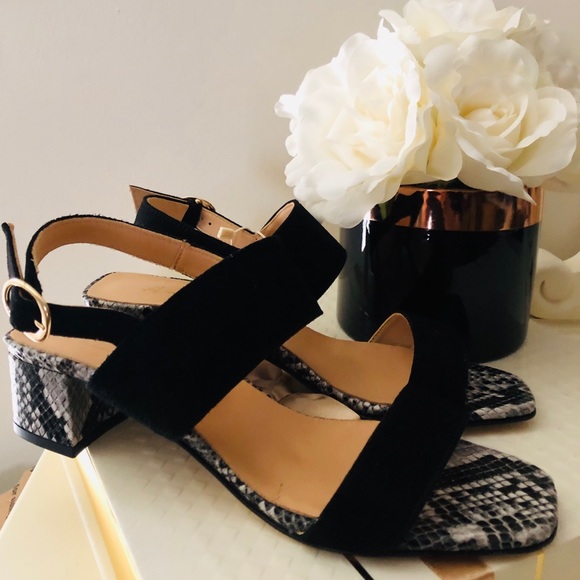 🎀 “AVELLINI” 🇮🇹 ITALIAN SANDALS - Picture 3 of 9